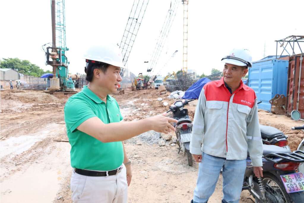tiến độ dự án The Signature 688